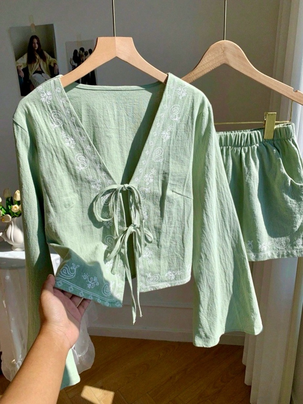 💚 Hello Gorgeous! COTTON Embroidered Tie-Front Top and Pants Set- Light Green